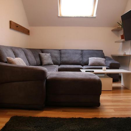 Dimis-Apartment Köln Eksteriør bilde